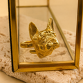 Anillo con diseño detallado de bulldog francés en bronce con baño de oro de 24K de Polen wear