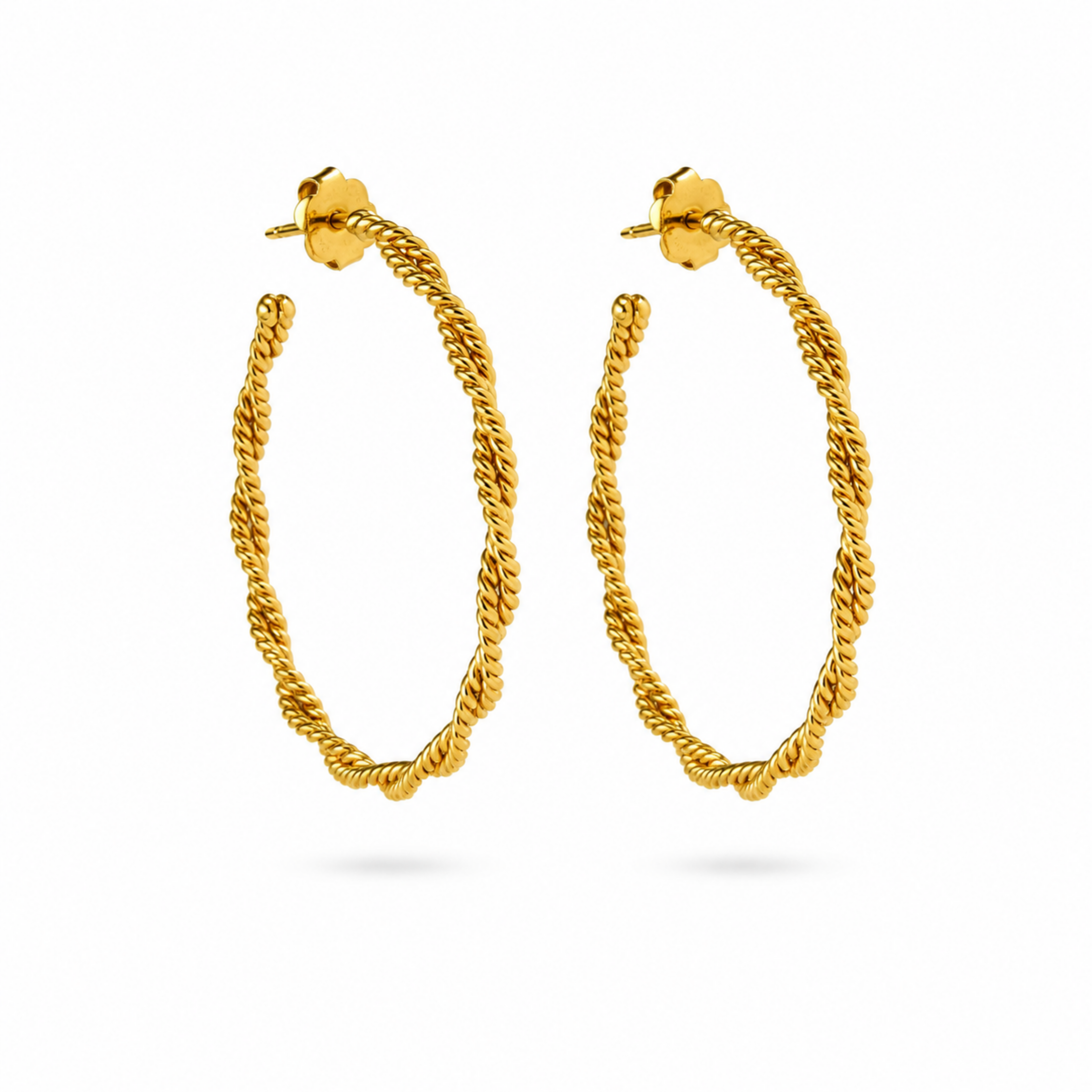 Candongas de bronce entrelazadas con baño de oro de 24K Nazca de Polen wear