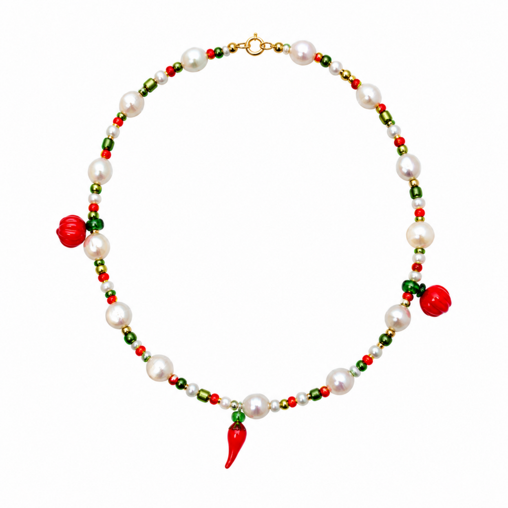 Collar caral perlado.