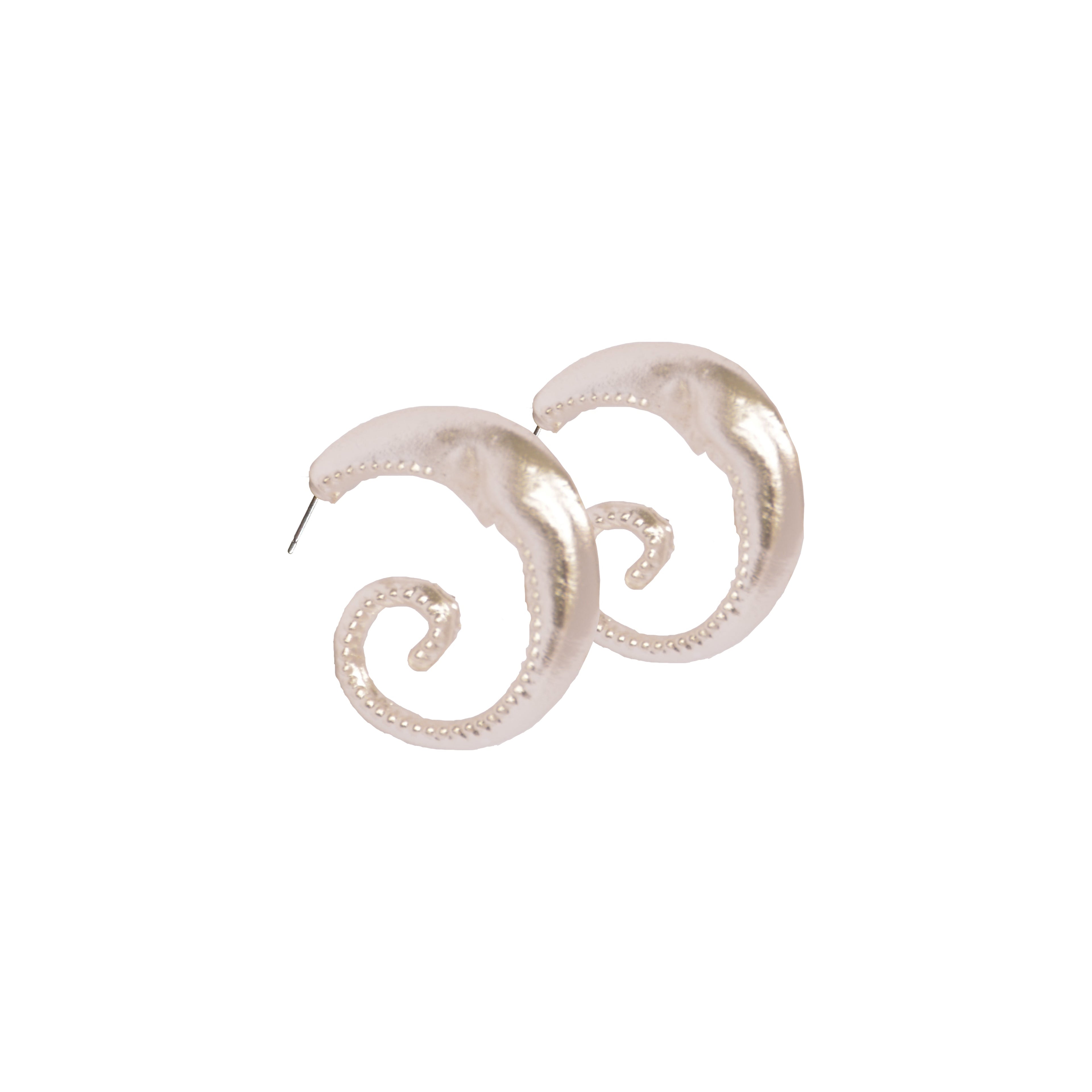Candongas en espiral de bronce con baño de plata Luneras Silver.