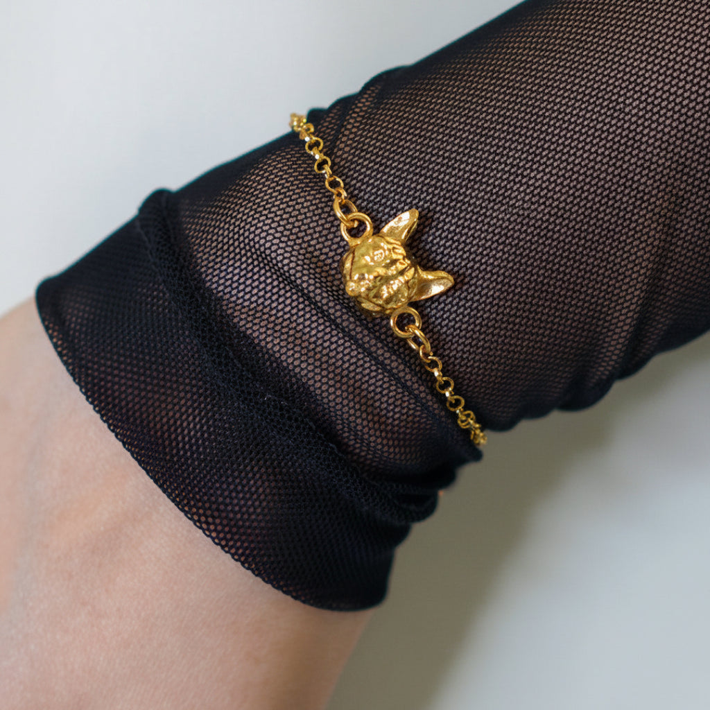 Pulsera con dije de Gato Bengalí en baño de oro de 24K de Polen wear