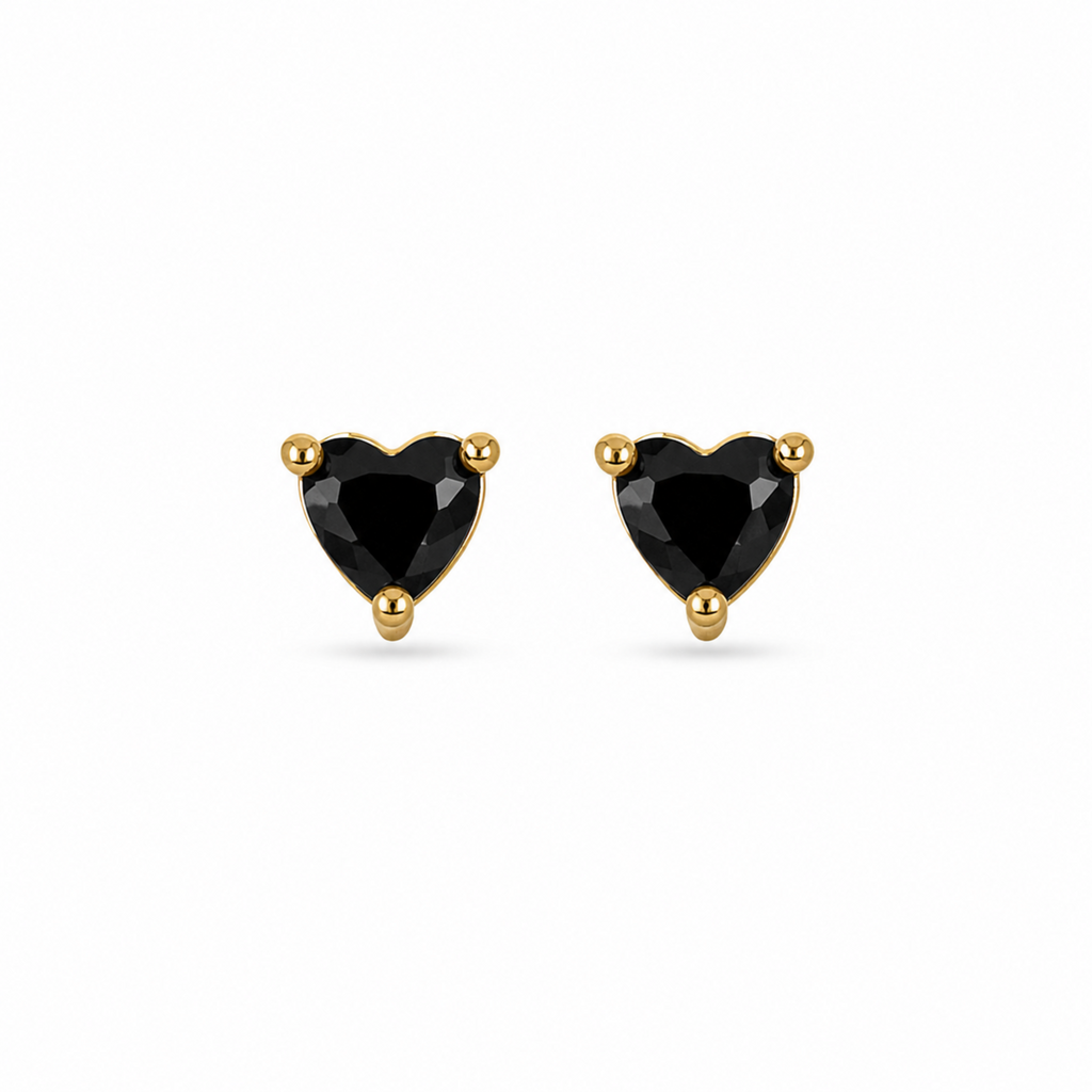 Aretes tipo topo en forma de corazón en covergold dorado con zircón negro central de Polen wear