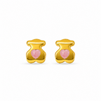 Aretes tipo topo mini en forma de osito dorado liso con un corazón rosa en la barriga de Polen wear