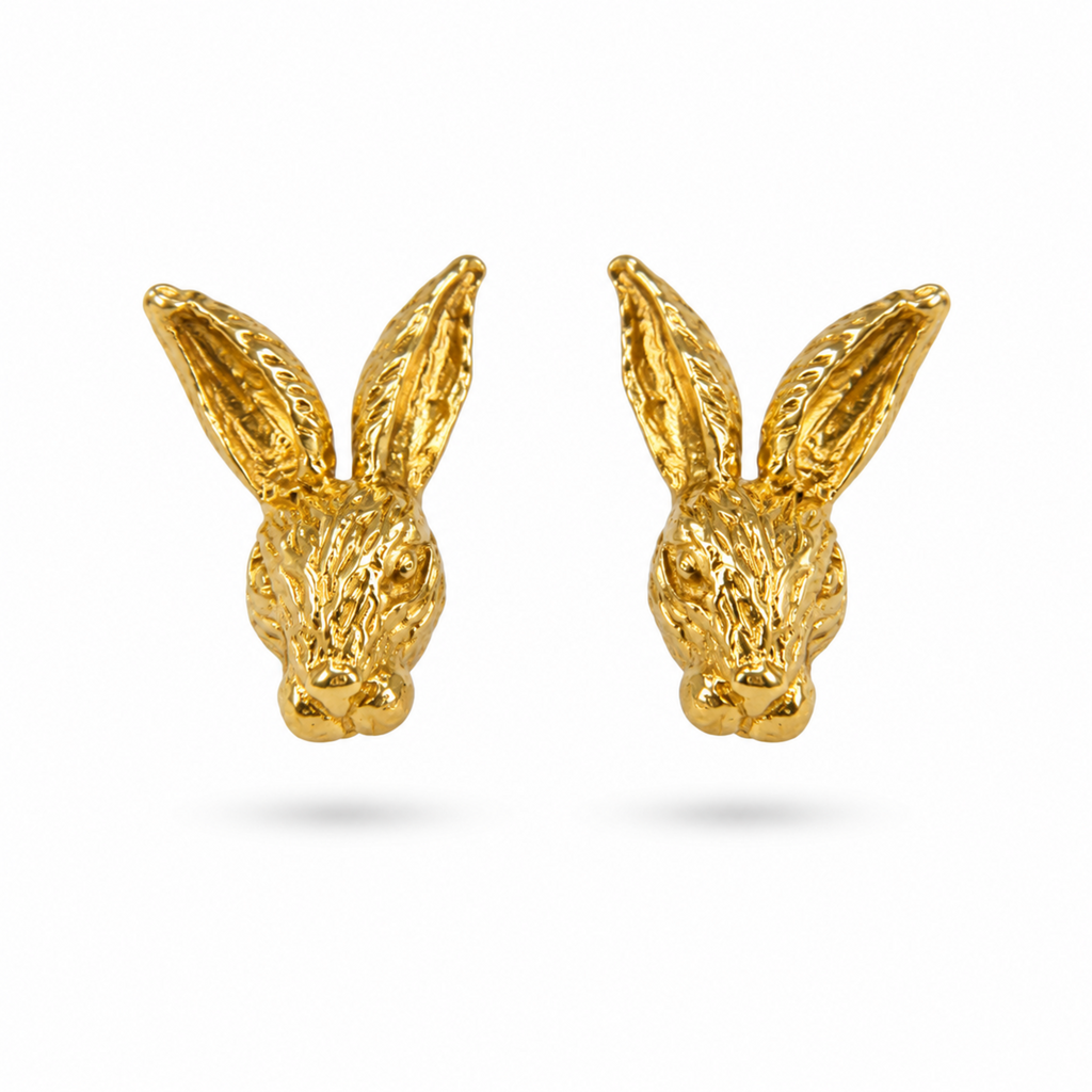 Aretes de conejo estilizados en bronce con baño de oro de 24K de Polen wear