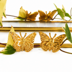 Aretes tipo topo en forma de silueta de mariposa en bronce con baño de oro de 24K de Polen wear